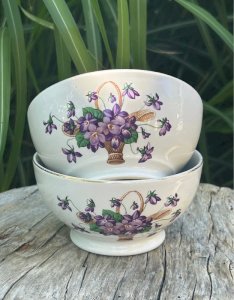 Bols en porcelaine rétro vintage motifs violettes