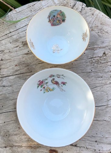 Bols vintage en porcelaine