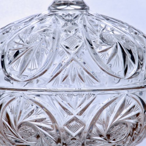 Bonbonnière ancienne en cristal de Bohème