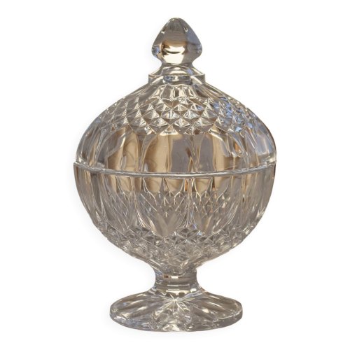 Bonbonnière ancienne en cristal sur pied – Décor taillé