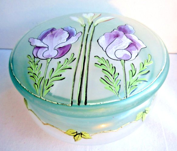 Bonbonnière Art Nouveau, verre émaillé Legras: Les Tulipes violettes
