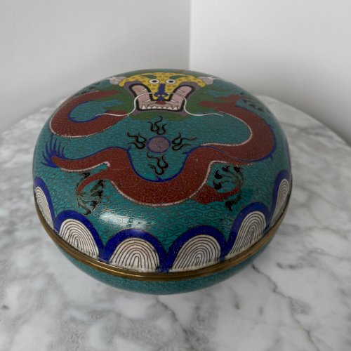 Bonbonnière cloisonnée Chine XIXe décor de dragon M3957