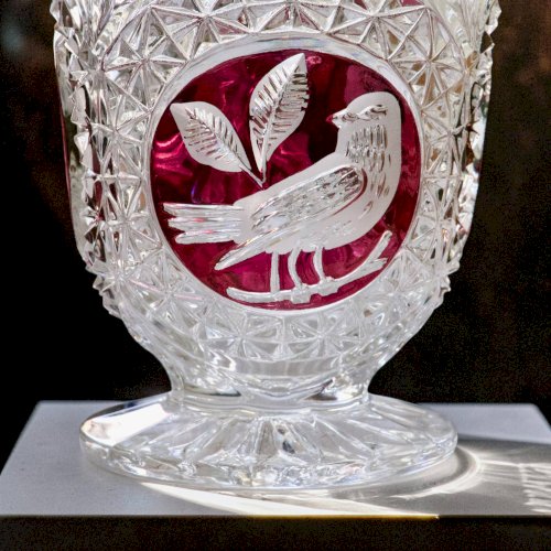 Bonbonnière en cristal Hofbauer collection Byrdes aux oiseaux rubis