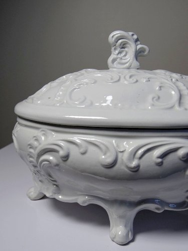 Bonbonnière en faïence Italienne blanche style baroque vintage