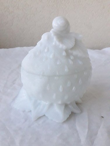 Bonbonnière en opaline