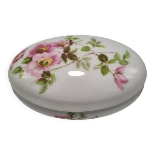 Bonbonnière en porcelaine