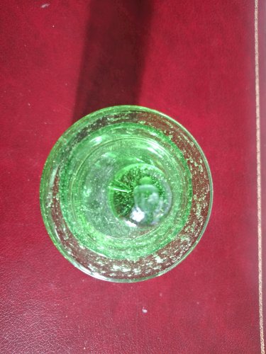 Bonbonnière pour enfants méritants en verre bullé de Biot, dit pot apothicaire avec son couvercle, signé