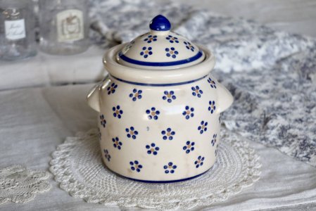 Bonbonnière vintage beige faïence - Décor fleuri bleu peint à la main