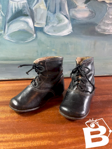 Bottines enfants en cuir vers 1880 Napoléon III