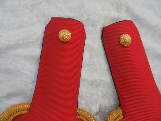 paire d epaulettes de sous officier francais de 1 guerre 