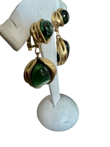 Boucle d’oreille Pendantes Serge Breton vers 1970 vintage pate de verre Verte