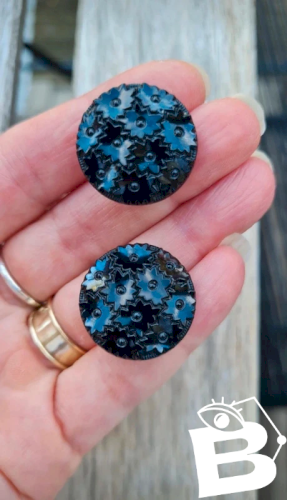 Boucles d oreilles anciennes - clips noir - deuil- verre noir