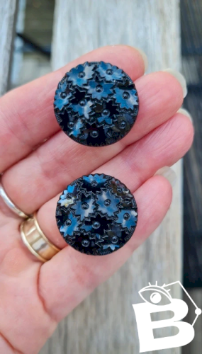 Boucles d oreilles anciennes - clips noir - deuil- verre noir