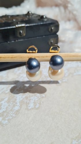 Boucles d oreilles chic - clips avec poinçons et fausses perles - vintage