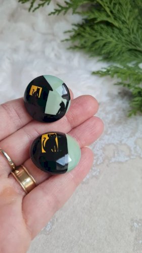 Boucles d oreilles de chats noir -clips vintage signés Pavone années 80