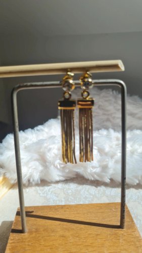 Boucles d oreilles doré et strass