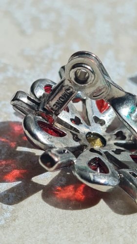 Boucles d oreilles Monet - clips vintage avec strass