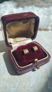 Boucles d oreilles- puces- plaqué or