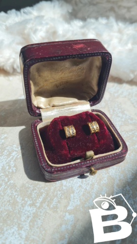 Boucles d oreilles- puces- plaqué or