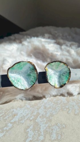 Boucles d oreilles vert deau - clips - anciens clips émaillés signées SC