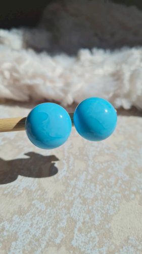 Boucles d oreilles vintage en pâte de verre bleu ciel - clips