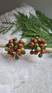 Boucles doreilles ancienne - clips pattes de verre ,bois et plastique