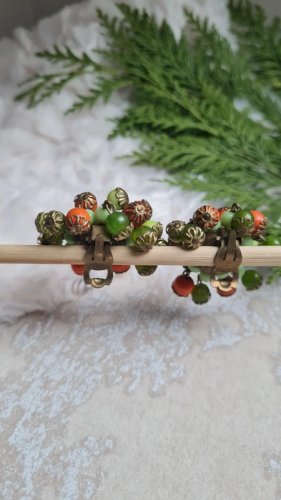 Boucles doreilles ancienne - clips pattes de verre ,bois et plastique
