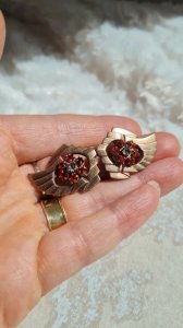 Boucles doreilles- années 40/50 - clips avec strass- bijoux Art Déco