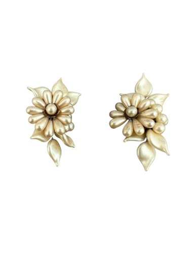 boucles d’oreilles clip vintage Louis Rousselet Fausses Perles Fleurs Anciennes