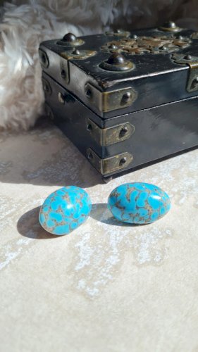 Boucles doreilles- clips - Anciennes en pâte de verre imitation turquoise