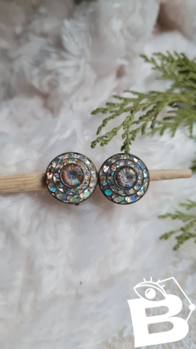 Boucles doreilles - clips anciens et strass boréales années 20-30