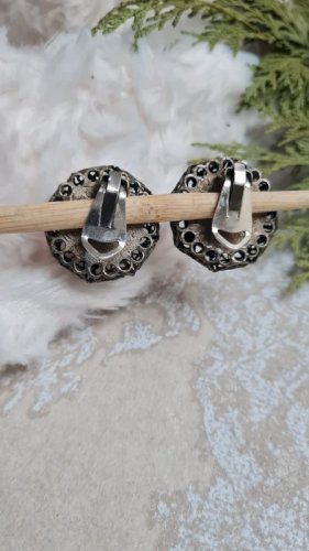 Boucles doreilles - clips anciens filigranés en métal argenté