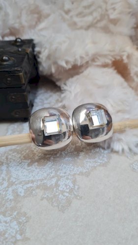 Boucles doreilles- clips - balmain - vintage