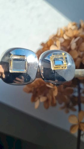 Boucles doreilles- clips - balmain - vintage