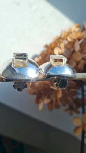 Boucles doreilles- clips - balmain - vintage