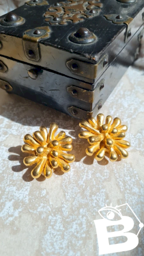 Boucles doreilles- clips - Christian Lacroix - bijoux