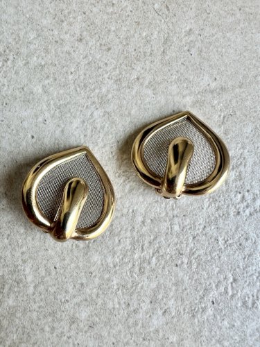Boucles d’oreilles Clips couture vers 1980 Coeur Vintage Design Charme Cocktail