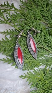 Boucles doreilles - clips en argent et corail