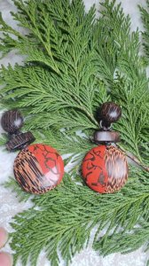 Boucles doreilles - clips en bois signées Nature