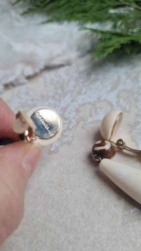 Boucles doreilles - clips signées Alexandrine