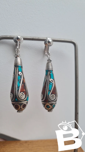 Boucles doreilles - clips tibétaines artisanales