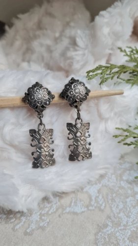 Boucles doreilles - clips vintage articulés en métal argenté