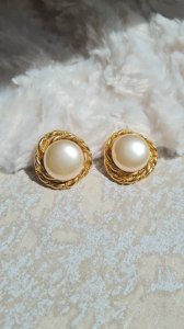 Boucles doreilles - clips vintage doré