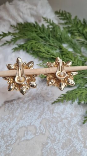 Boucles doreilles - clips vintage en forme de fleurs
