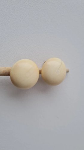 Boucles doreilles - clips vintage en matière noble