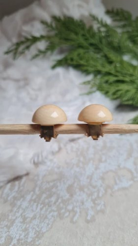 Boucles doreilles - clips vintage en matière noble