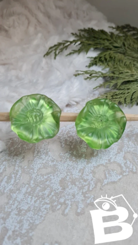 Boucles doreilles - clips vintage en plastique