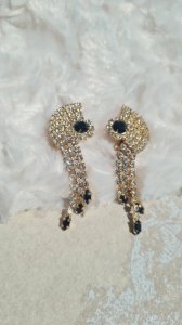 Boucles doreilles - clips vintage et strass