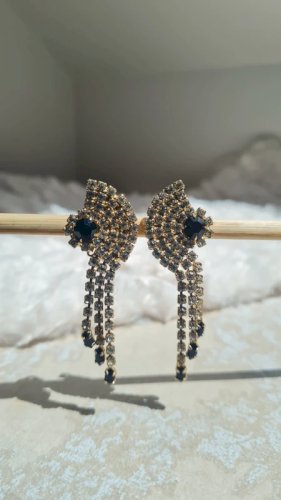 Boucles doreilles - clips vintage et strass