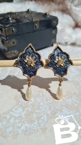 Boucles doreilles- clips - vintage- Scherrer Paris